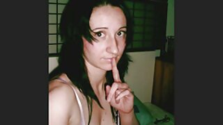 Una chica tetona le  ...